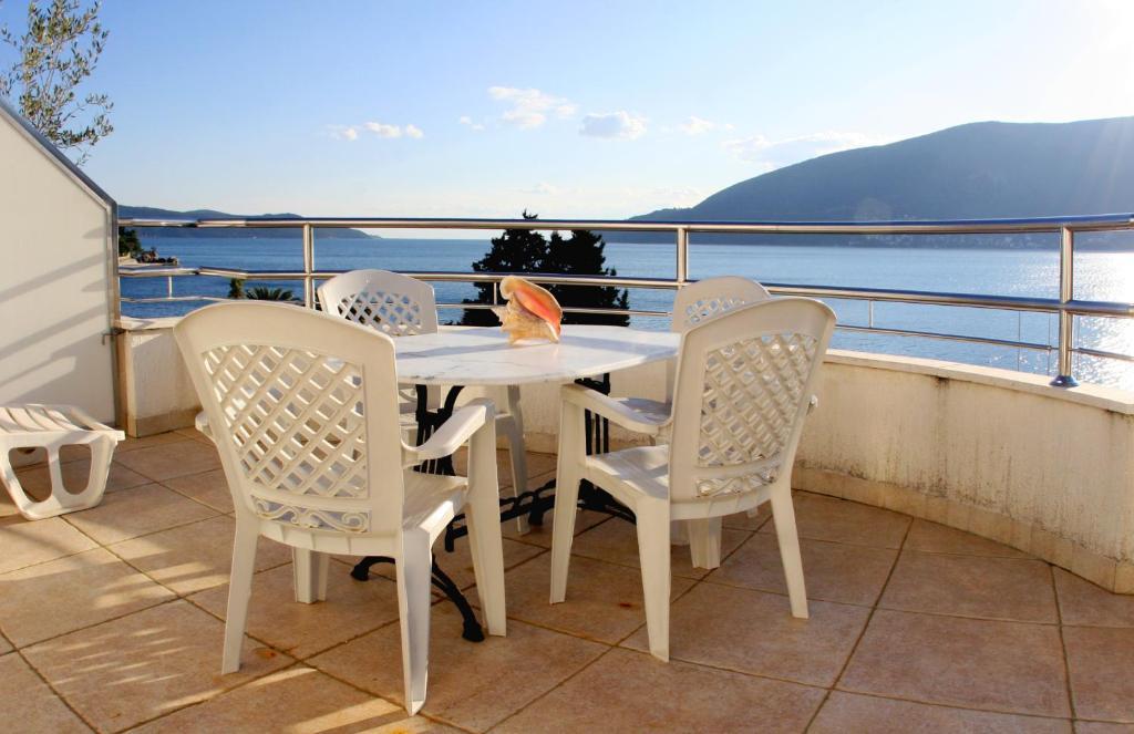 Apartments Villa Kukoljac Herceg Novi Habitación foto